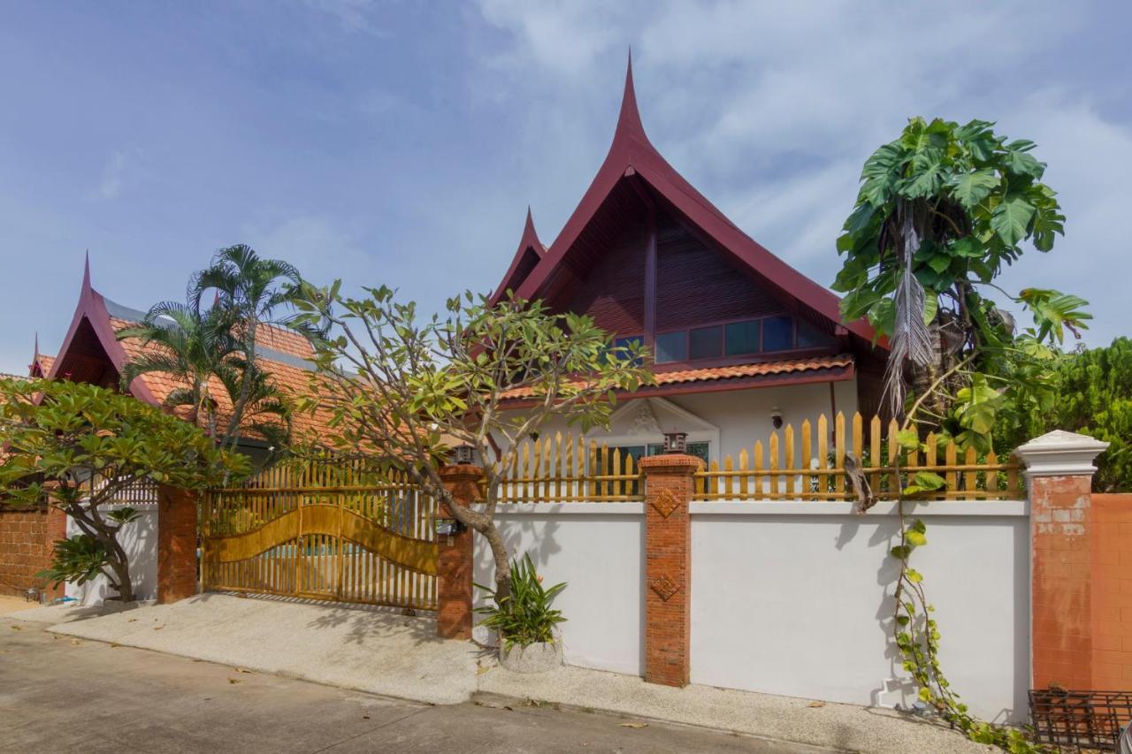 Nowhere Villa Pluto Pattaya Exterior foto
