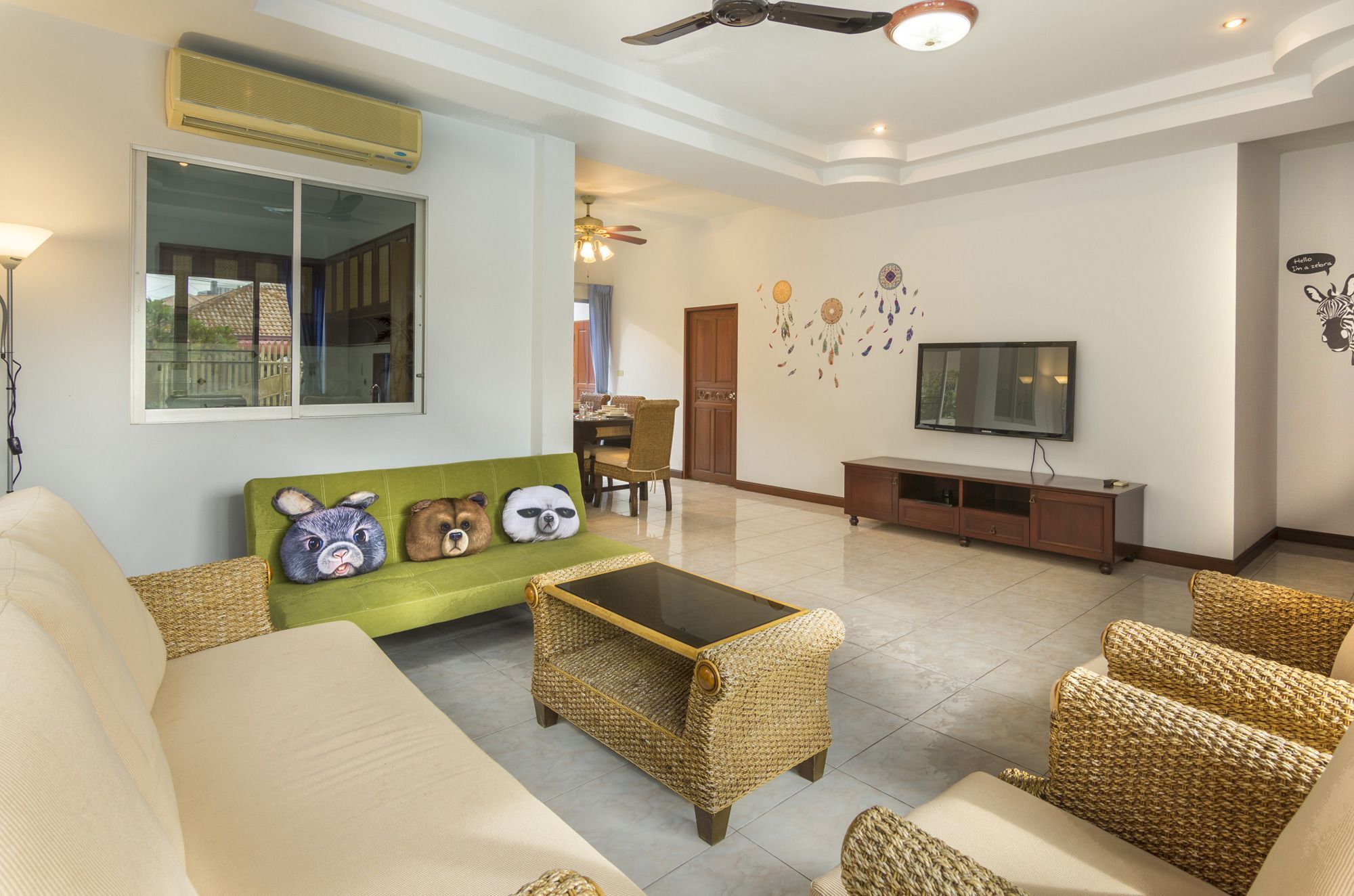 Nowhere Villa Pluto Pattaya Exterior foto